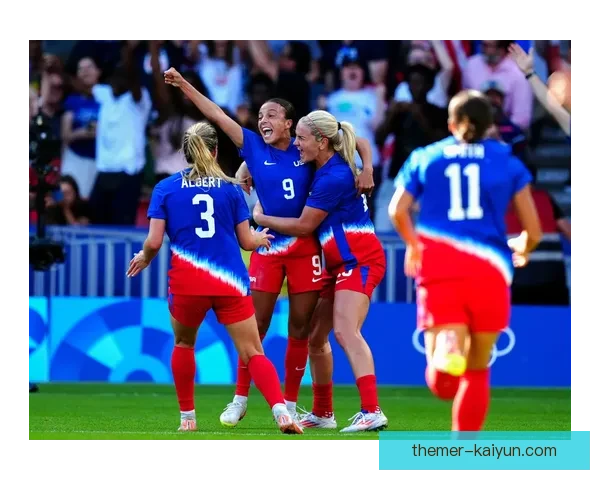 阿克顿人女足力克伦敦蜜蜂女足夺胜利成焦点